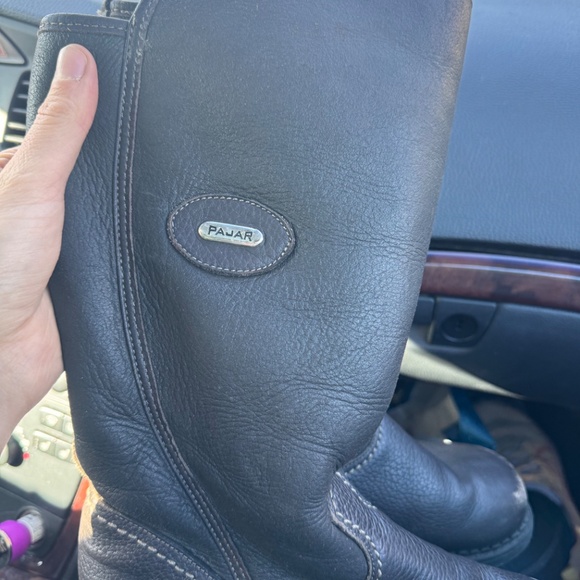 Pajar Mirabel Genuine Canadian Shearling lined boots size 7.5  Some scruff marks - Picture 10 of 10